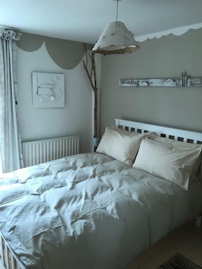 Whitstable Tree House Retreat Villa ภายนอก รูปภาพ