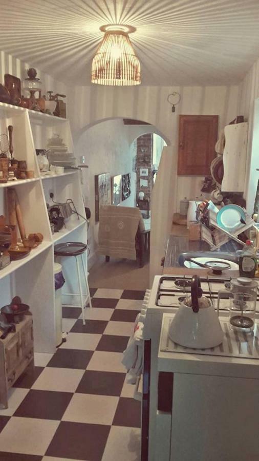 Whitstable Tree House Retreat Villa ภายนอก รูปภาพ