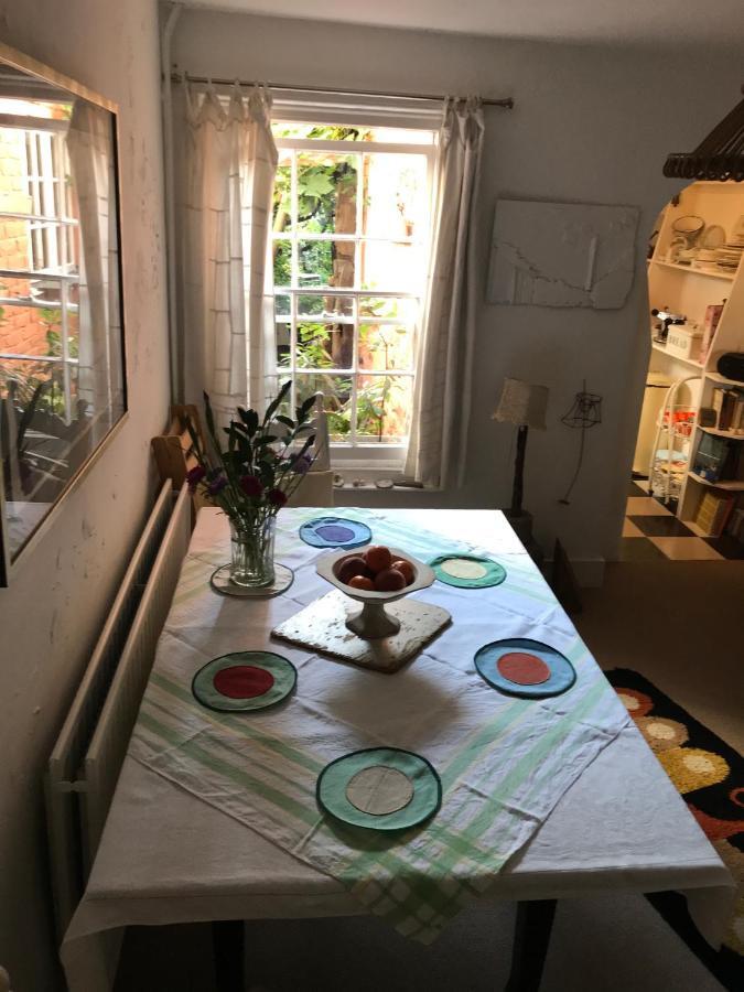 Whitstable Tree House Retreat Villa ภายนอก รูปภาพ